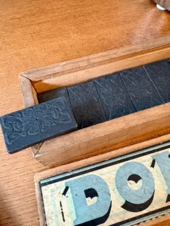 Jeu de dominos dans sa boîte Made in Germany 1930