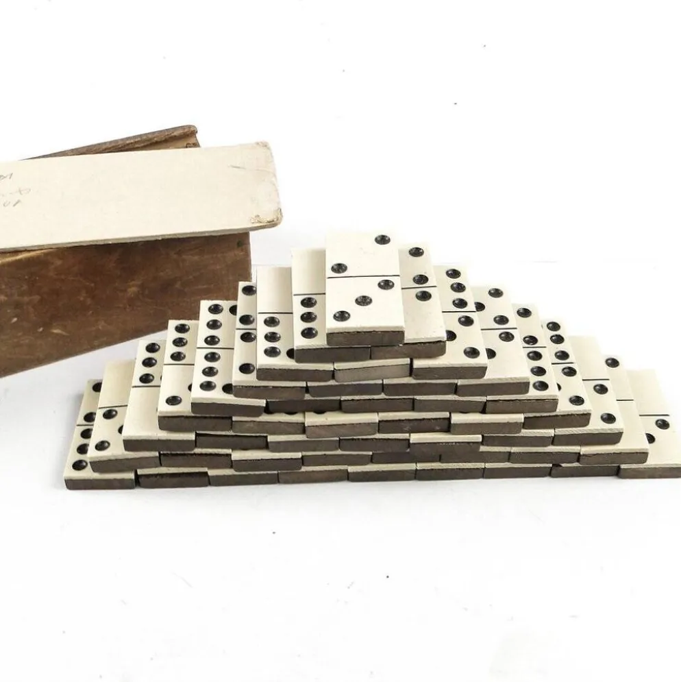 Jeu de dominos postmoderne, Pologne, années 1950, ensemble de 28.