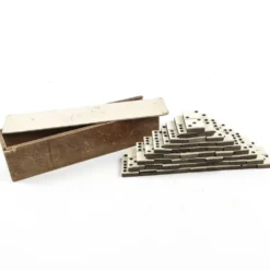 Jeu de dominos postmoderne, Pologne, années 1950, ensemble de 28.