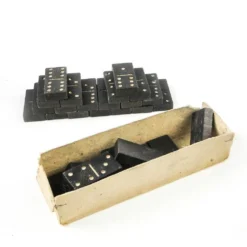 Jeu de dominos postmoderne, Pologne, années 1970, ensemble de 28.