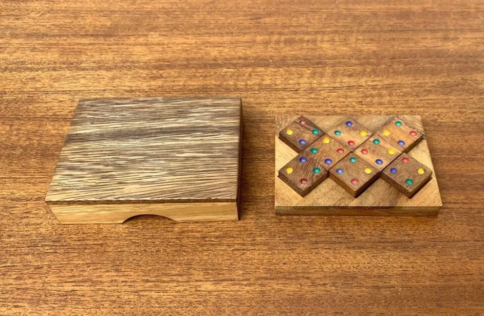 Jeu de dés déco scandinave en teck du milieu du siècle, années 1960