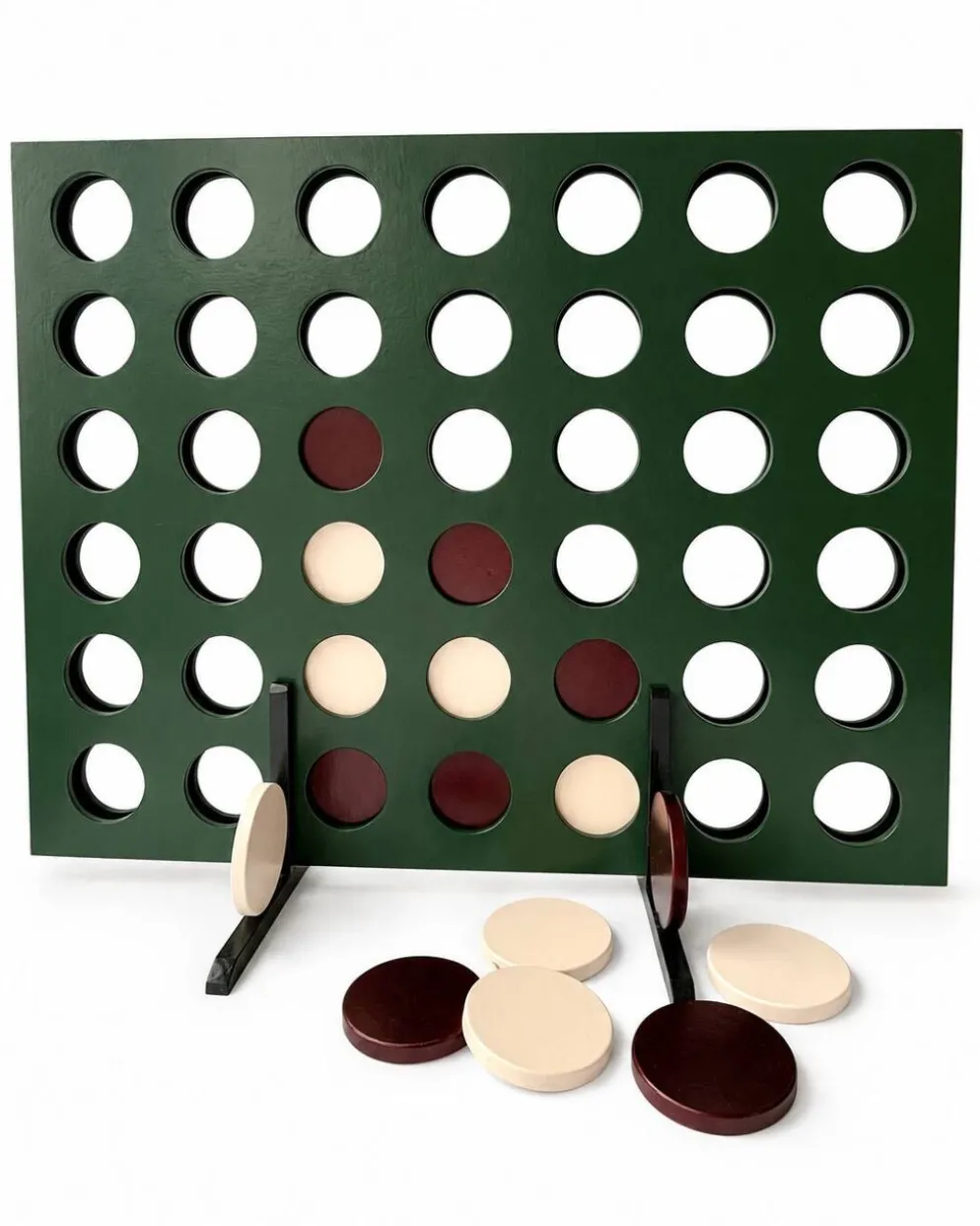 Jeu en bois surdimensionné fait main, unique en son genre, de quatre à la suite.