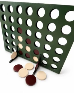 Jeu en bois surdimensionné fait main, unique en son genre, de quatre à la suite.