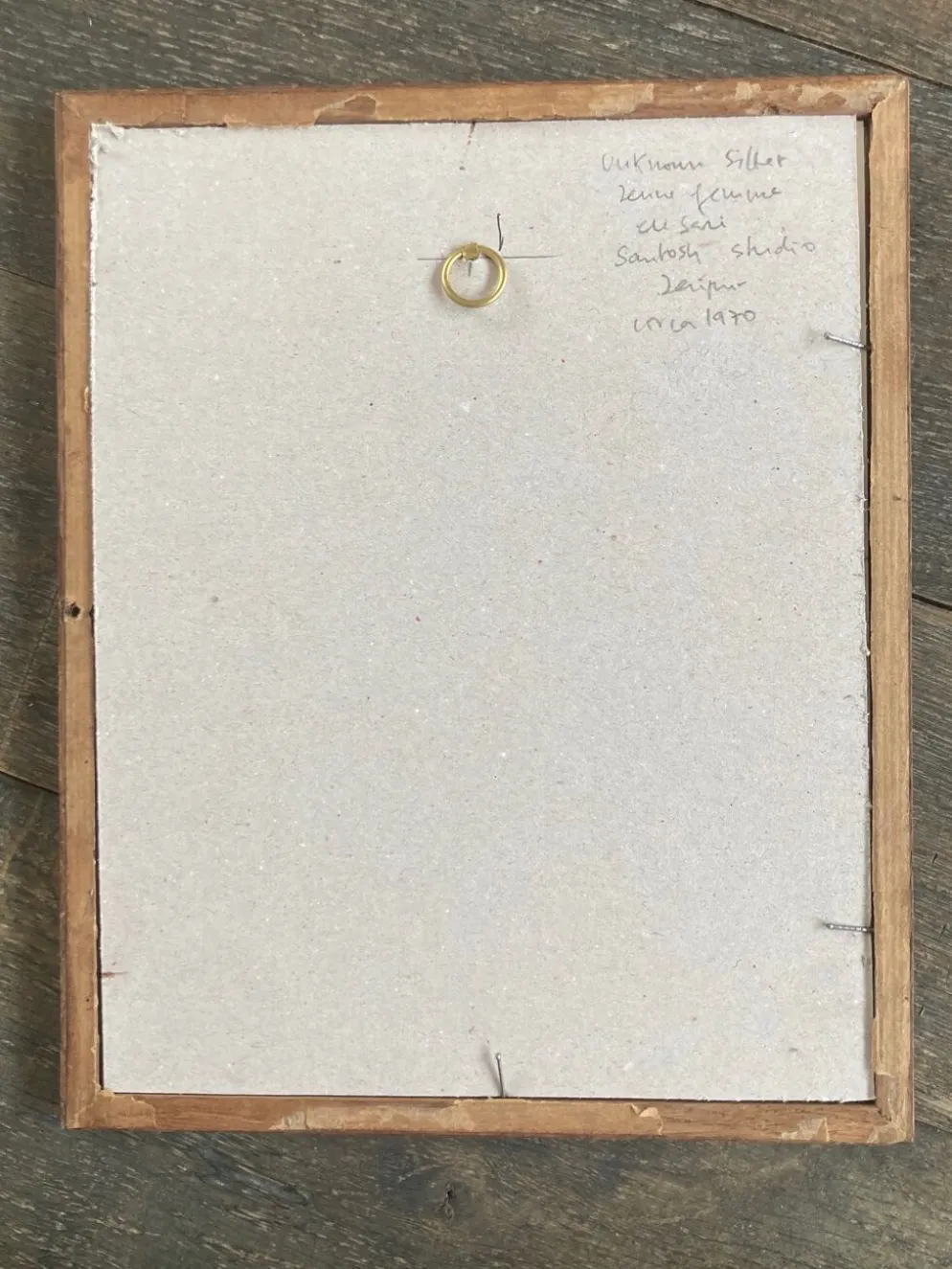 Jeune femme, photo en vue d'un mariage