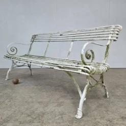 Joli banc en fer fin 19ème modèle Saint Sauveur Arras