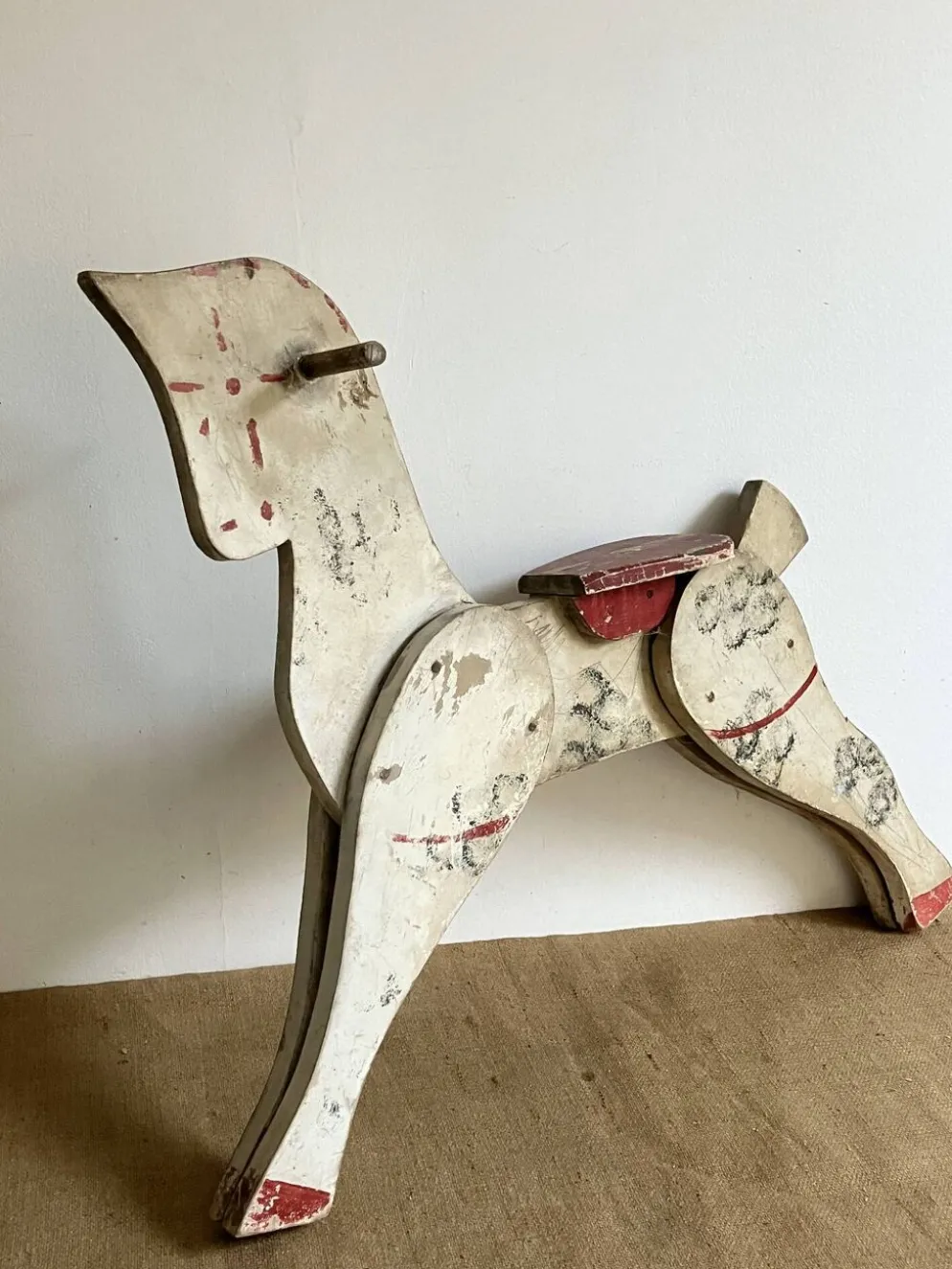 Jouet ancien, cheval en bois