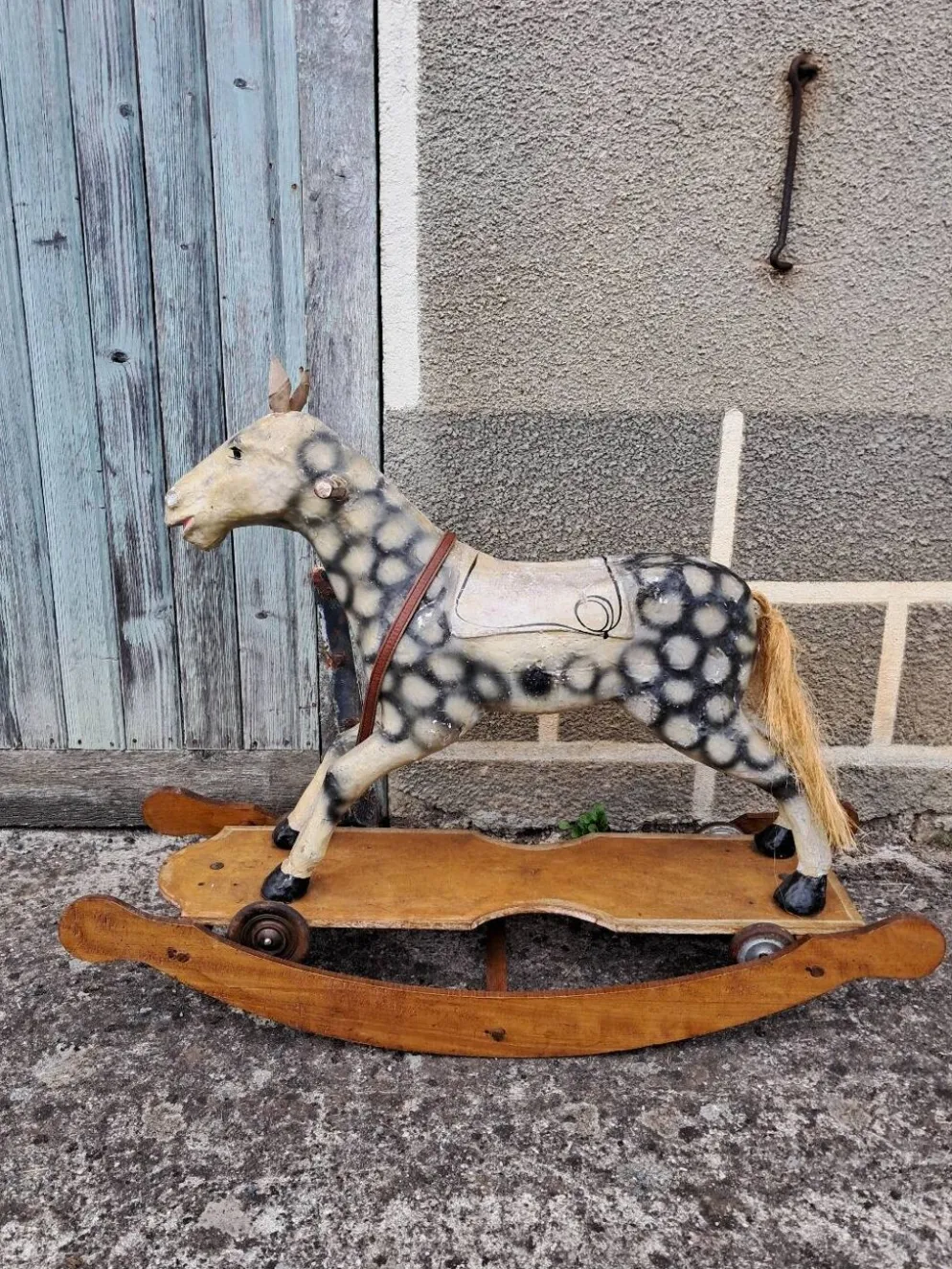 Jouet cheval en bois