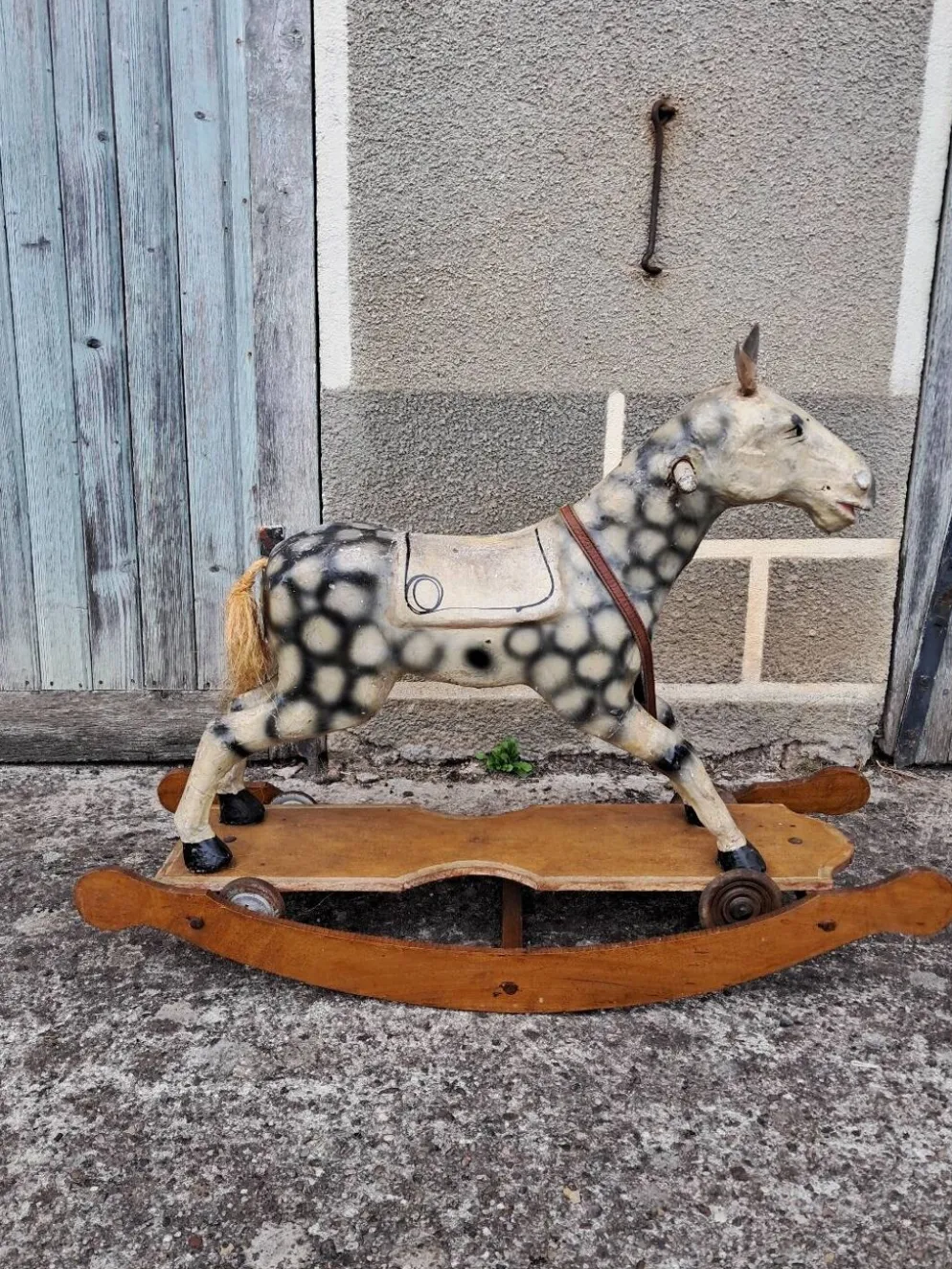 Jouet cheval en bois