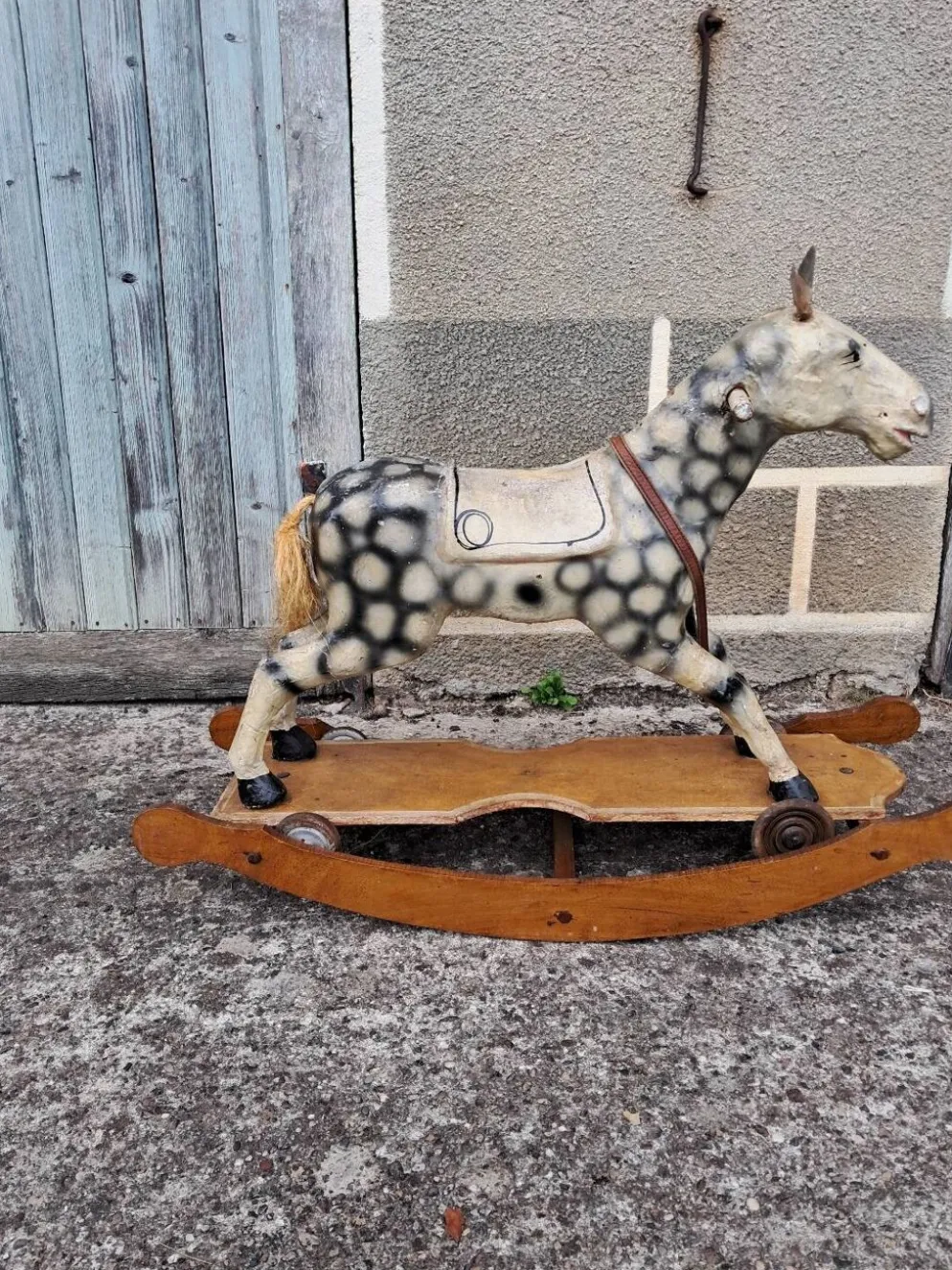 Jouet cheval en bois