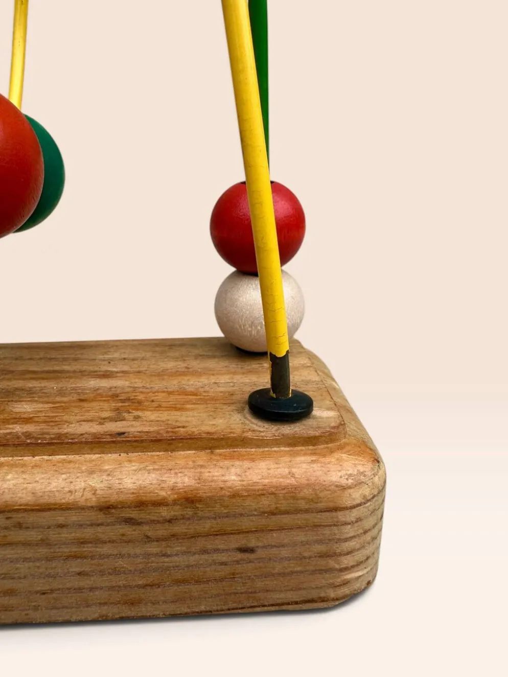 Jouet d'éveil boulier en bois multicolore