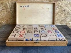 Jouet Jeu Ancien JEU JURA Bois Massif 28 Cubes + Boîte Origine Vintage