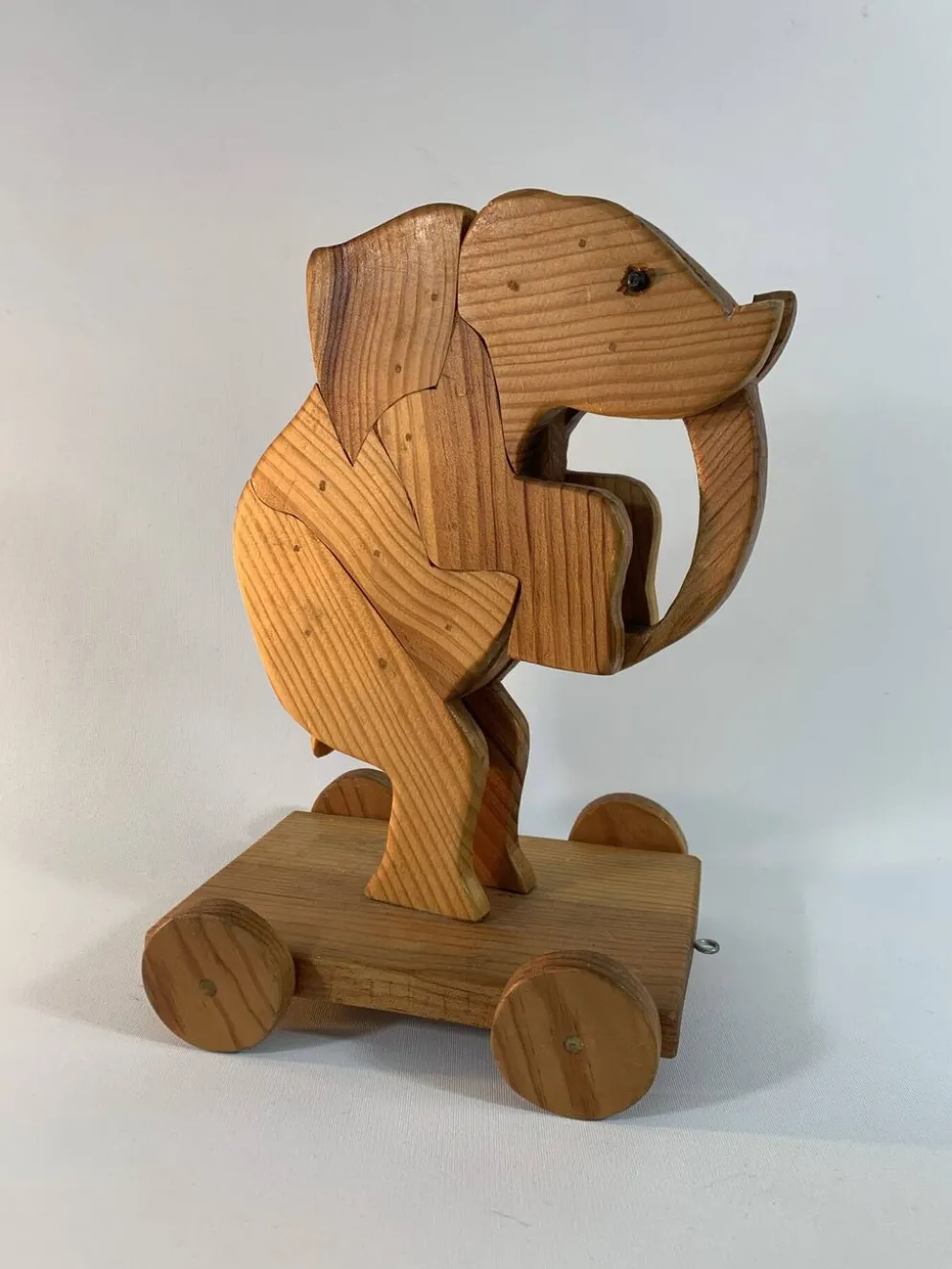 Jouet à tirer Éléphant en bois