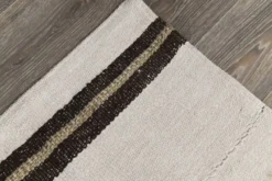 Kilim Vintage Turc Rayé, Noir et Écru, Tissé Main, Style Moderne, 144x202Cm