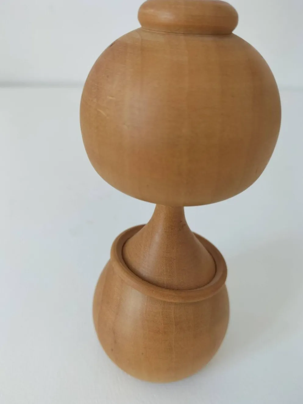 Kokeshi japonaise vintage Ōkura – anneau mobile
