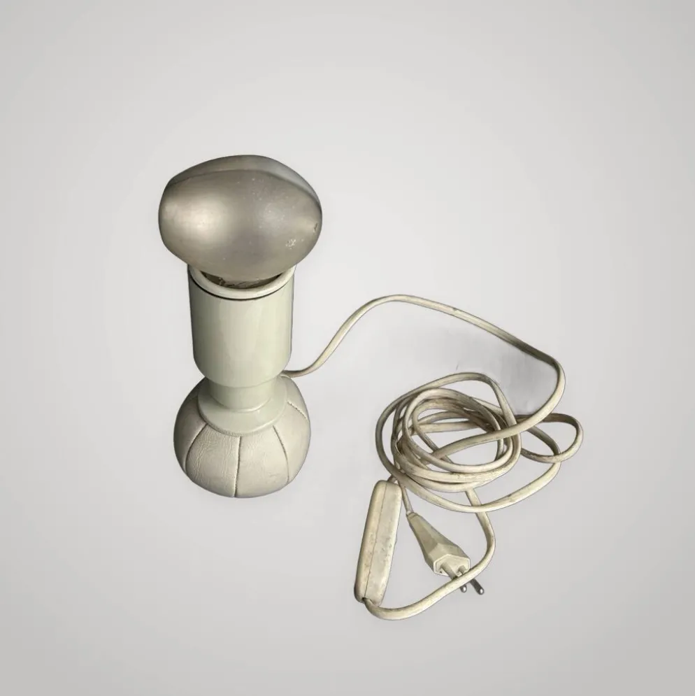 Lampe de bureau design Gino Sarfatti Arteluce 600c cuir métal 1970