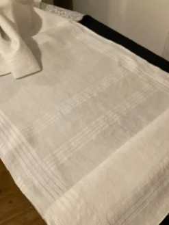 Lé de tissu en lin