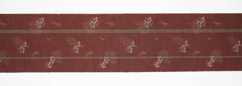Le Bengara-Ume — Rouge rouille, ume et asanoha