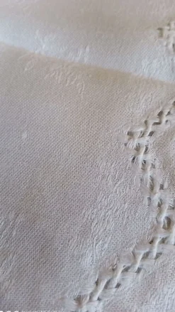 Linge de table en damassé ancien - monogrammé