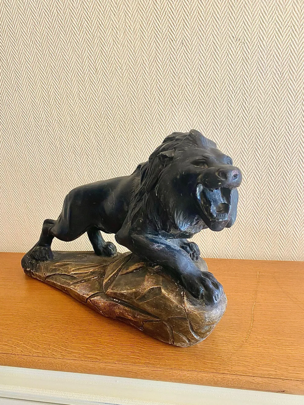 Lion rugissant art déco signé Magioni