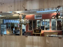 Long miroir moderne
