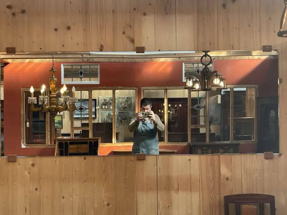 Long miroir moderne
