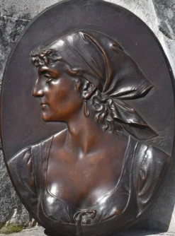Léopold Harzé, Buste de paysanne (1881)