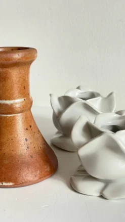 Lot bougeoirs porcelaine et grès vintage