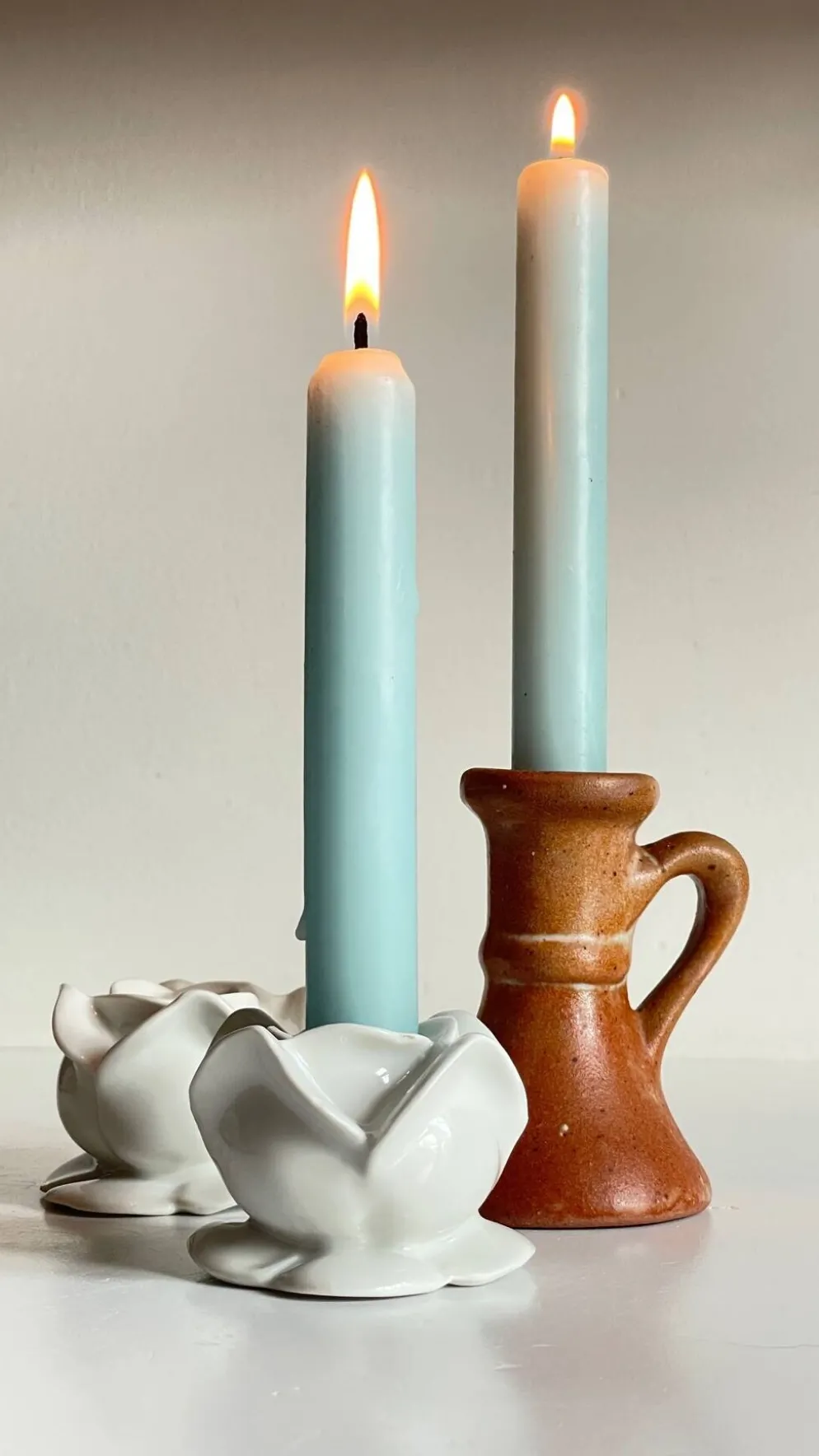 Lot bougeoirs porcelaine et grès vintage
