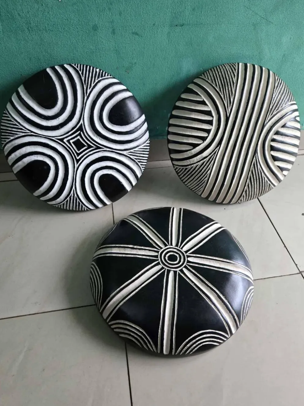 Lot de 3 Boucliers Africains Bamiléké Traditionnels
