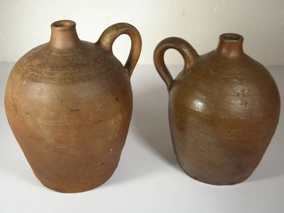 Lot de deux bonbonnes, cruches anciennes en gres