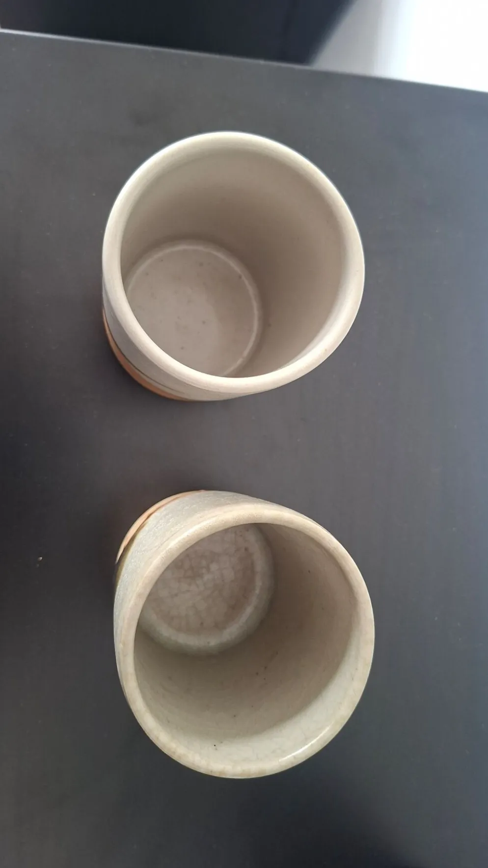 Lot de deux mini vase Poterie La Colombe