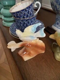 Lot de deux oiseaux en céramique