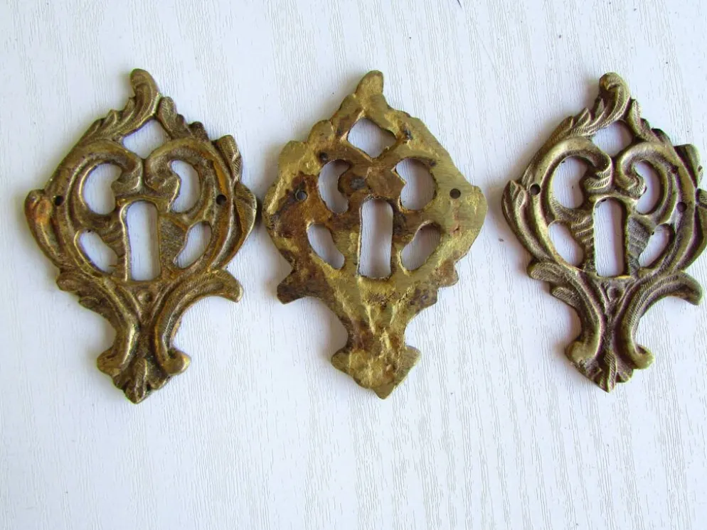 Lot de 7 entrées de serrure en bronze, pour meubles anciens