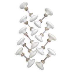 Lot de 18 poignées porcelaine (B-0049-1)