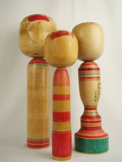 Lot de 3 poupées kokeshi ( grande taille )