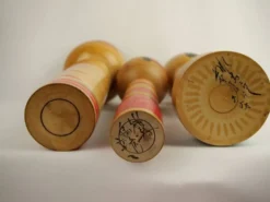 Lot de 3 poupées kokeshi ( grande taille )