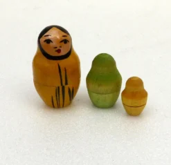 Lot de 7 poupées russes
