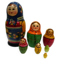 Lot de 7 poupées russes