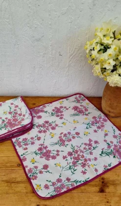Lot de 5 serviettes de table des années 70