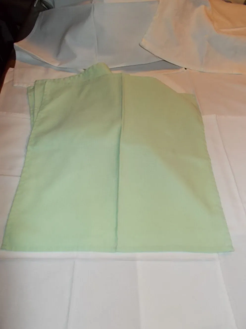 Lot de 12 serviettes de table verte