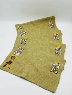 Lot de 4 sets de table vintage brodés en toile de jute