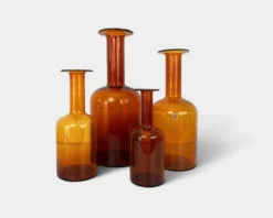Lot de 4 vases Gulvvase ambre par Otto Brauer, Holmegaard, Danemark 1960