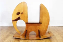 Éléphant à bascule en bois 1970