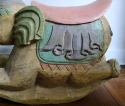Éléphant à bascule, travail indien, 65 x 67 cm