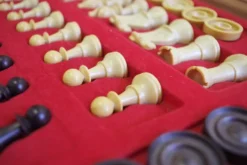 Made in Italy chessboard of the 1970s