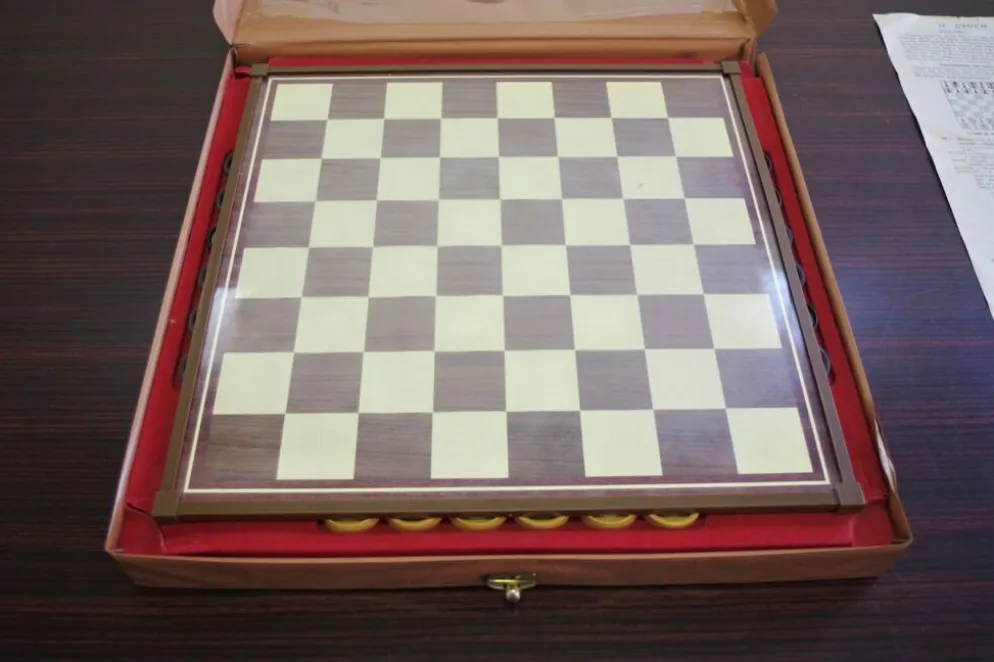 Made in Italy chessboard of the 1970s