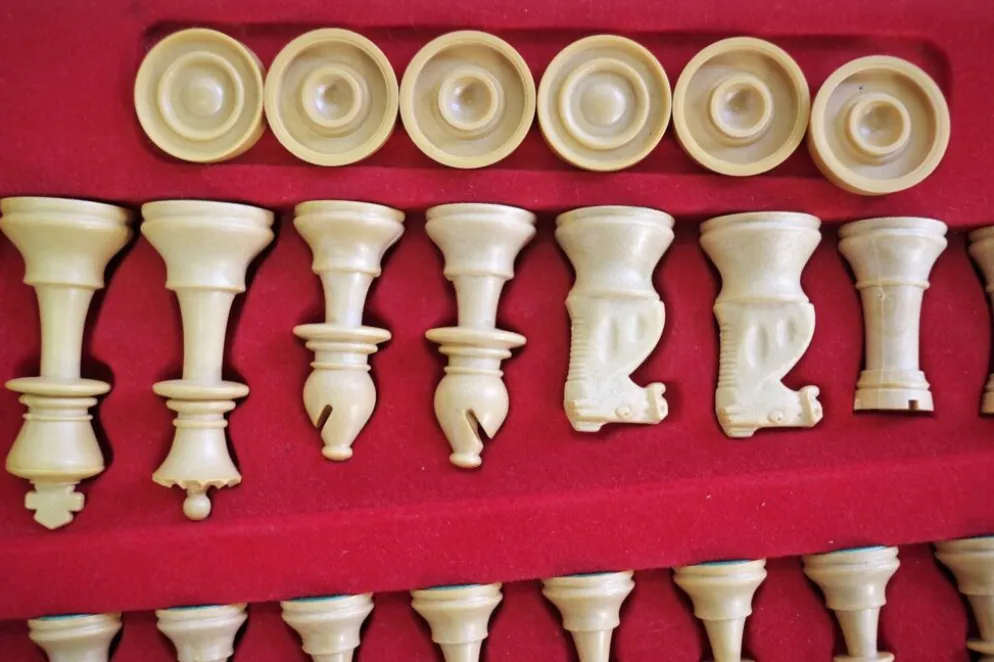 Made in Italy chessboard of the 1970s