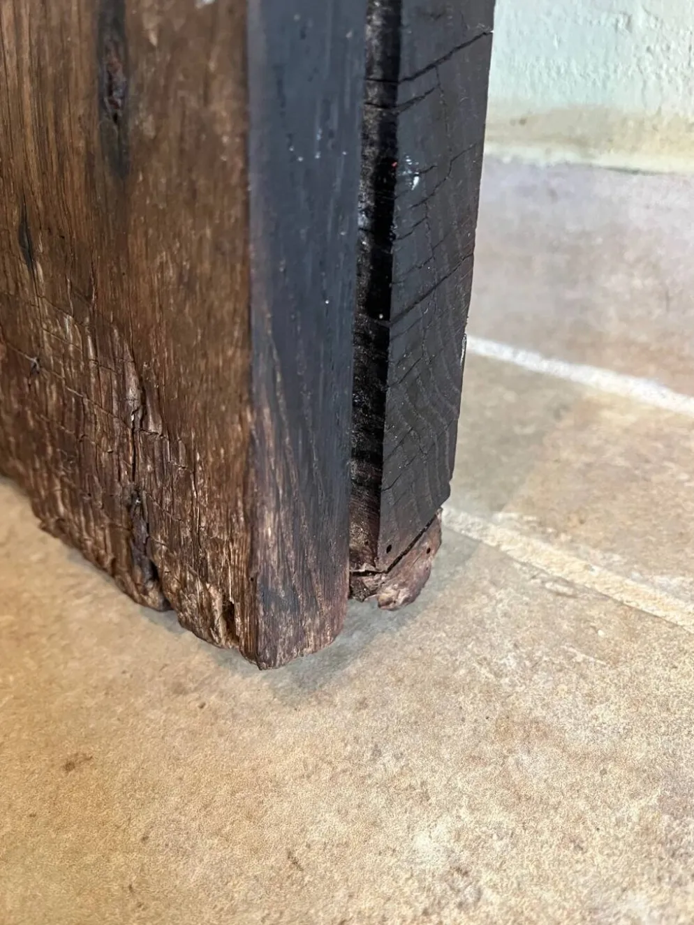 Manteau de cheminée en bois ancien
