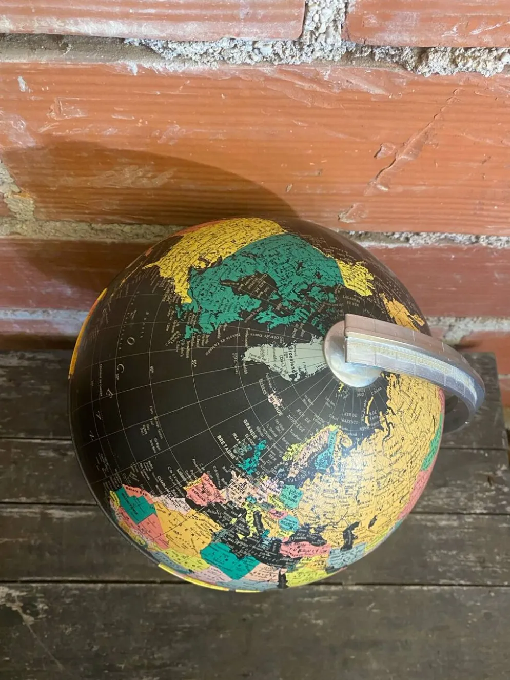 Mappemonde Globe Terrestre Planète Terre Fond Noir + Pied Tulipe Italy