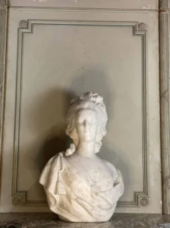 Marie-Antoinette, buste en marbre de Carrare